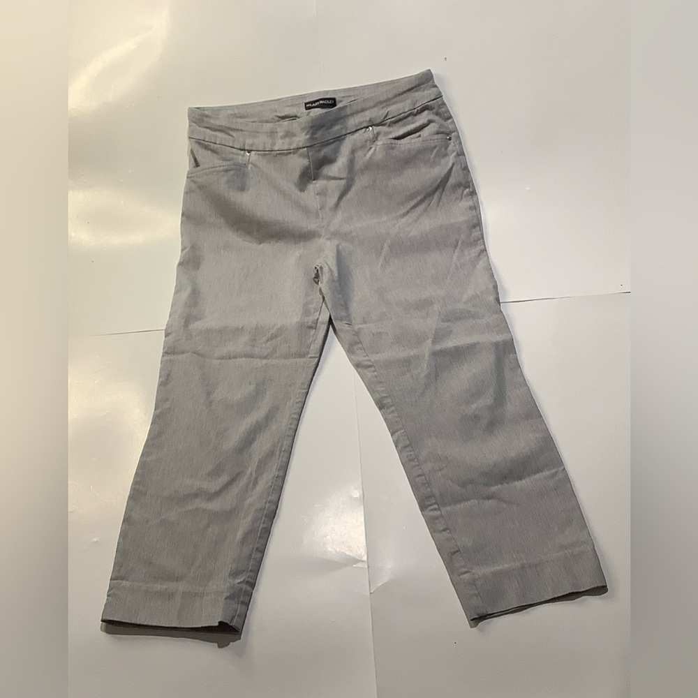 Hilary Radley Light Gray capri pant